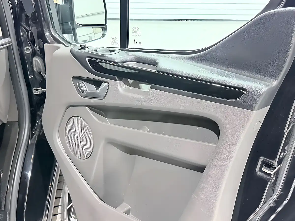 Used 2021 Ford Transit Custom 300 Limited Agate Black - Interior and Exterior details 19