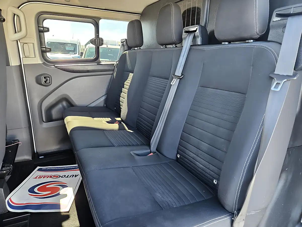 Used 2021 Ford Transit Custom 300 Limited Crew White - Interior and Exterior details 11