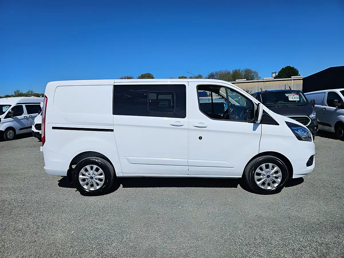Used 2021 Ford Transit Custom 300 Limited Crew White - Interior and Exterior details 2