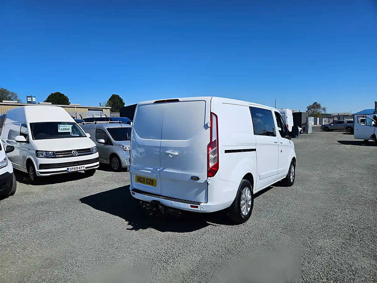 Used 2021 Ford Transit Custom 300 Limited Crew White - Interior and Exterior details 8