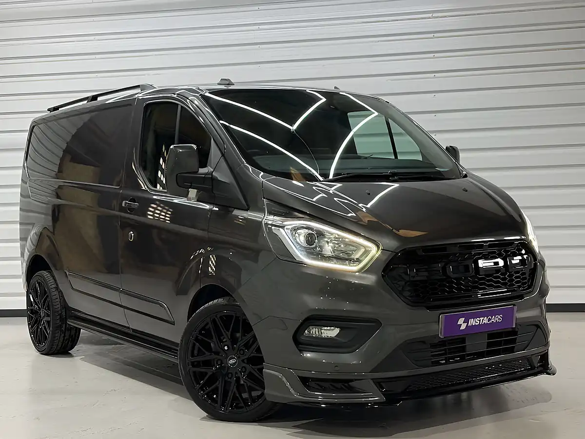 Used 2021 Ford Transit Custom 300 Limited Magnetic - Front View