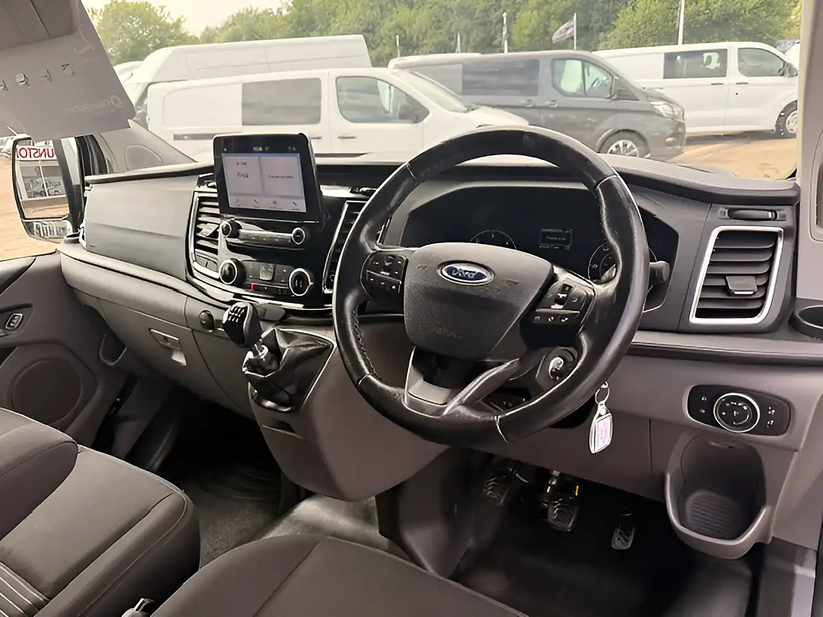 Used 2021 Ford Transit Custom 300 Limited Silver - Interior and Exterior details 15