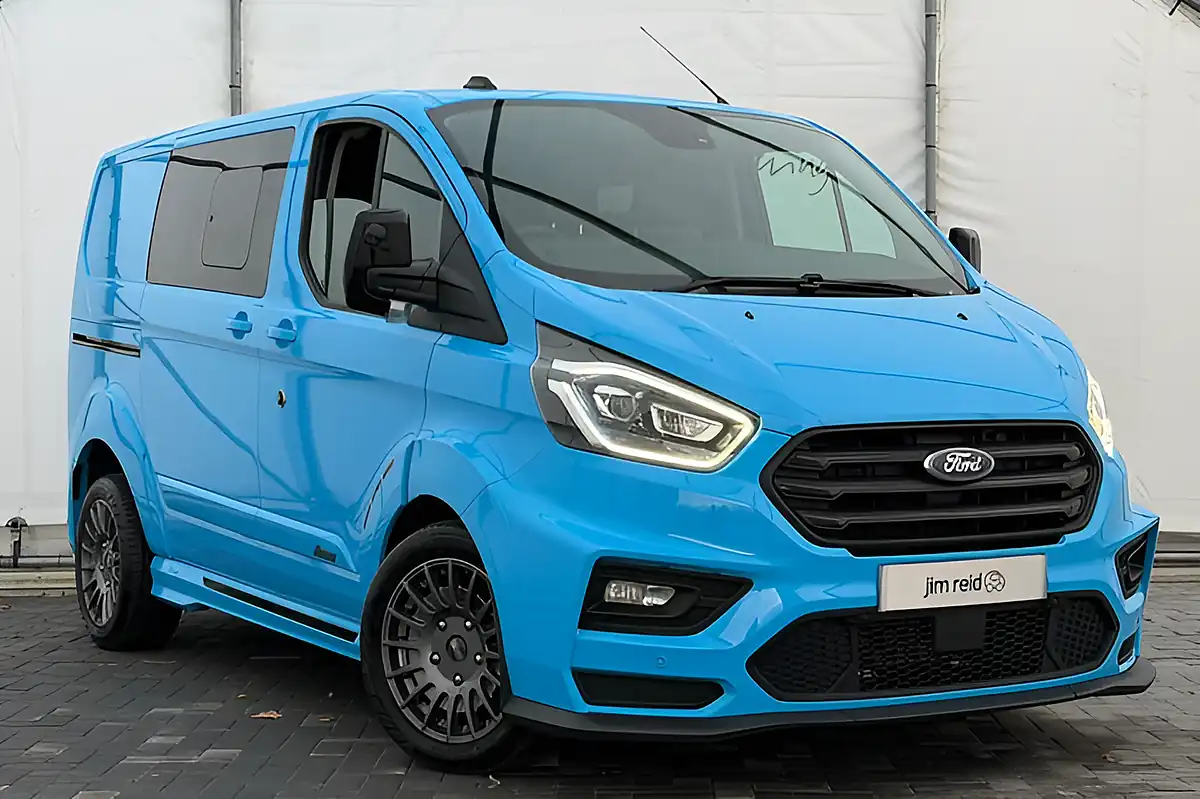 Used 2021 Ford Transit Custom 320 Limited Ms-Rt Combi Blue - Front View