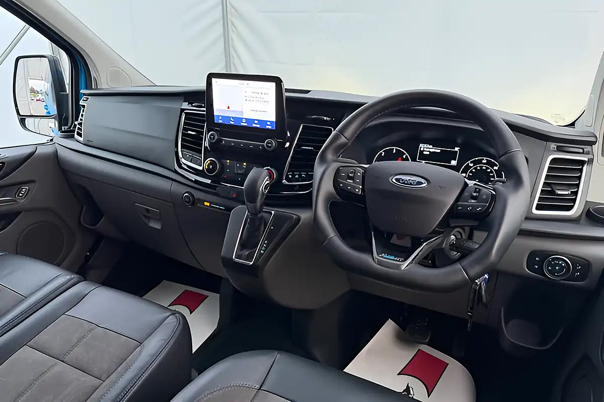 Used 2021 Ford Transit Custom 320 Limited Ms-Rt Combi Blue - Interior and Exterior details 18