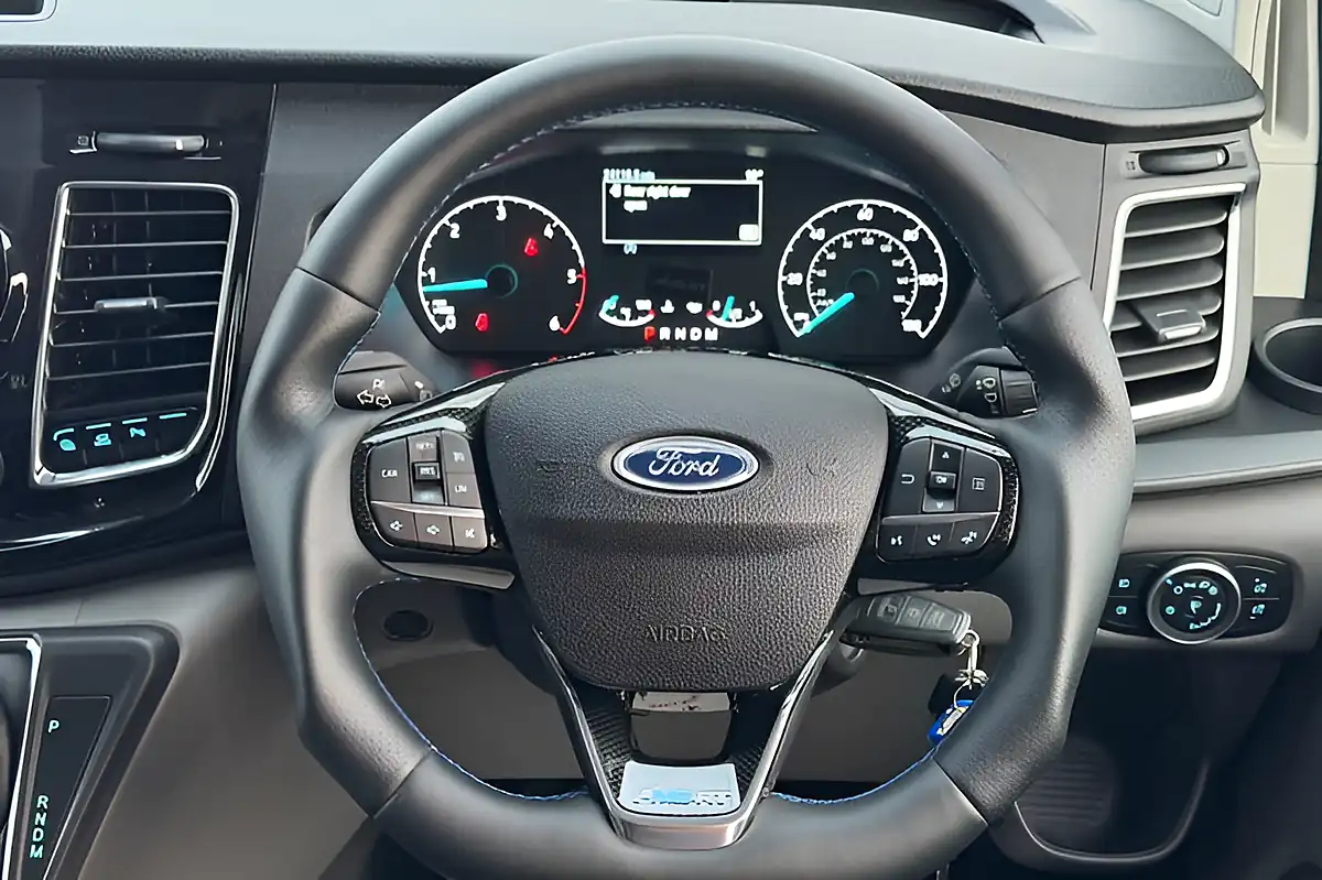 Used 2021 Ford Transit Custom 320 Limited Ms-Rt Combi Blue - Interior and Exterior details 20