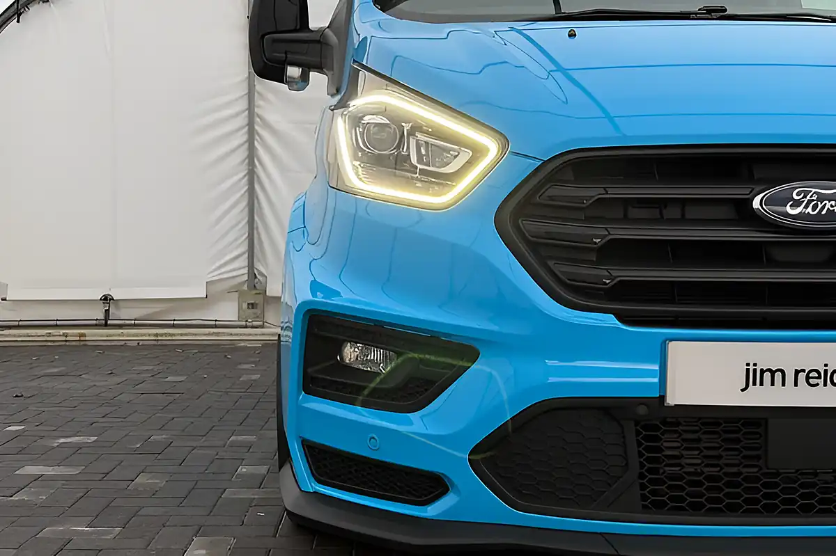 Used 2021 Ford Transit Custom 320 Limited Ms-Rt Combi Blue - Interior and Exterior details 5