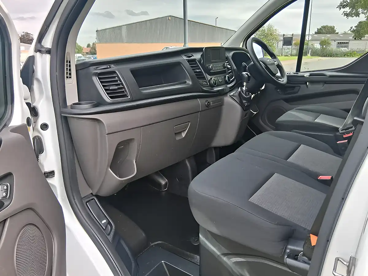 Used 2021 Ford Transit Custom 340 Panel Van L2 H2 White - Interior and Exterior details 11