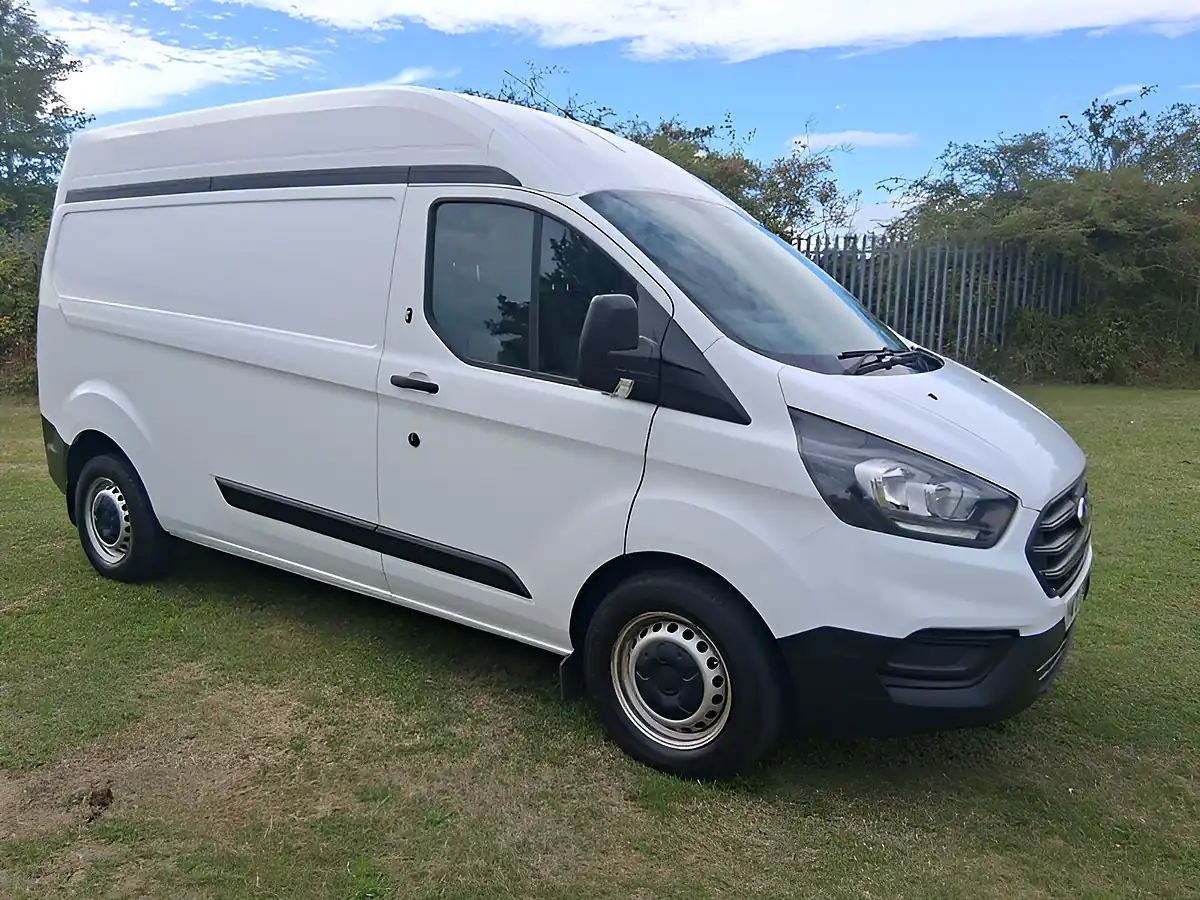 Used 2021 Ford Transit Custom 340 Panel Van L2 H2 White - Interior and Exterior details 7