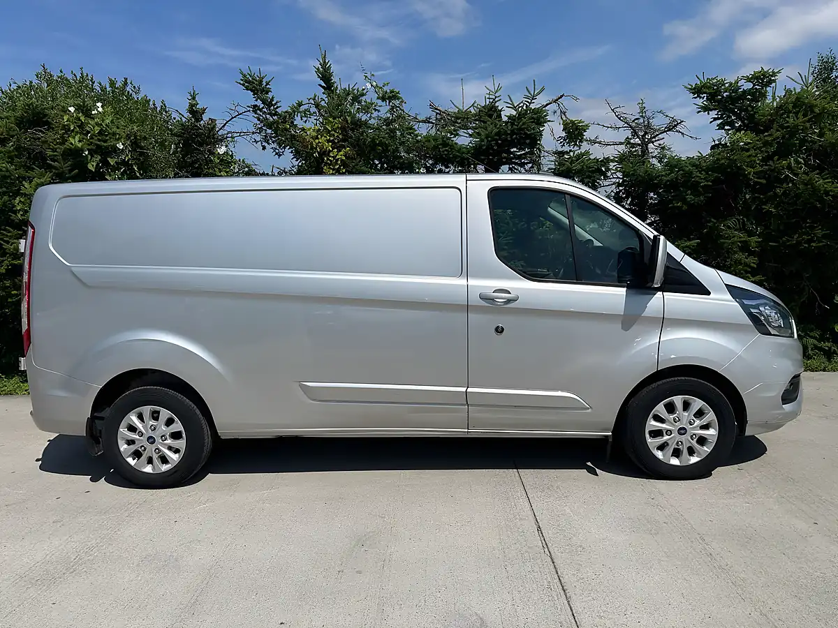 Used 2021 Ford Transit Custom - Interior and Exterior details 7