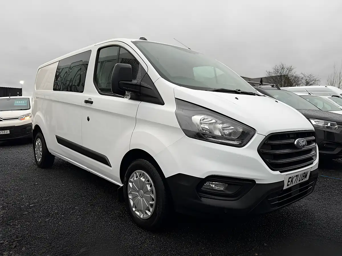 Used 2021 Ford Transit Custom Leader Crew Van Double Cab White - Interior and Exterior details 2