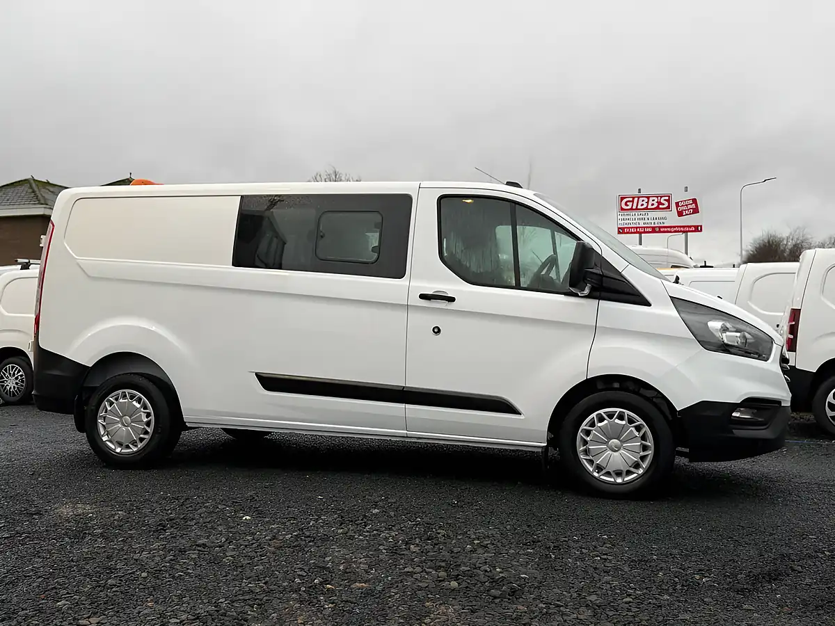 Used 2021 Ford Transit Custom Leader Crew Van Double Cab White - Interior and Exterior details 3