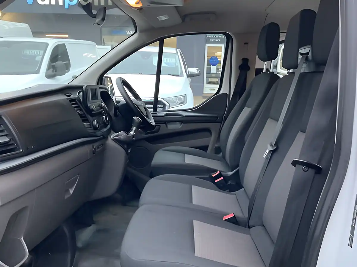 Used 2021 Ford Transit Custom Leader Kombi Double Cab White - Interior and Exterior details 13