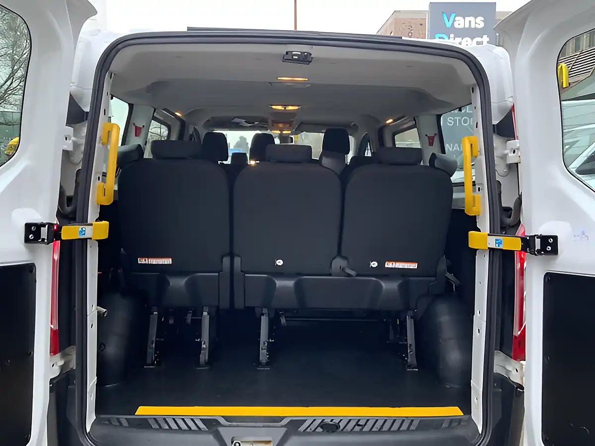 Used 2021 Ford Transit Custom Leader Kombi Double Cab White - Interior and Exterior details 17