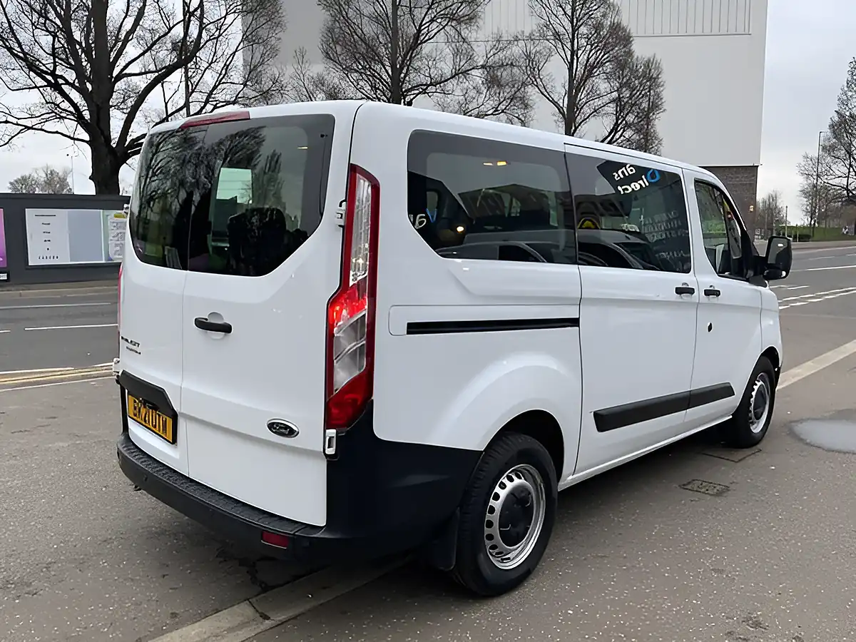 Used 2021 Ford Transit Custom Leader Kombi Double Cab White - Interior and Exterior details 8