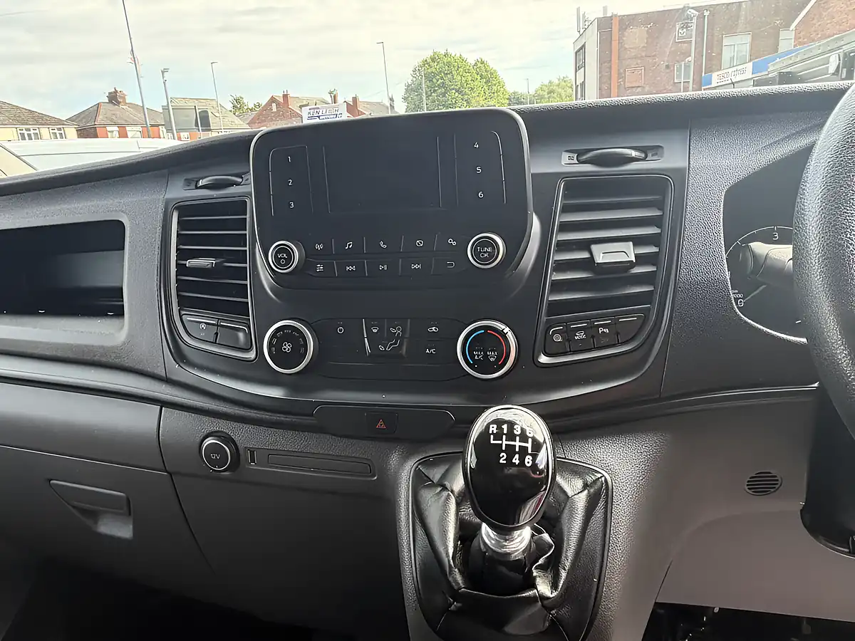 Used 2021 Ford Transit Custom Leader L1H1 (swb) White - Interior and Exterior details 14