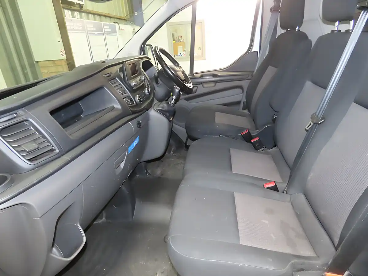 Used 2021 Ford Transit Custom Leader Silver - Interior and Exterior details 11