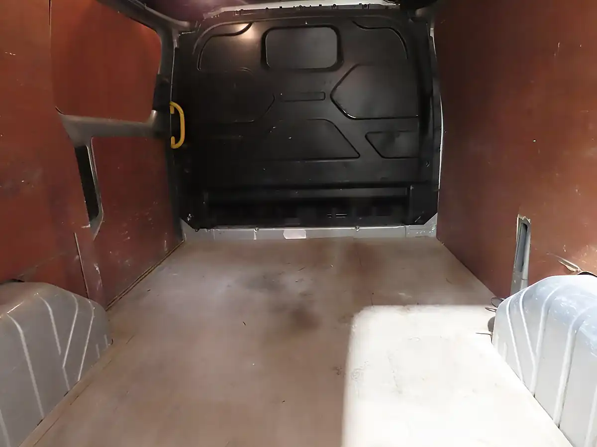 Used 2021 Ford Transit Custom Leader Silver - Interior and Exterior details 9