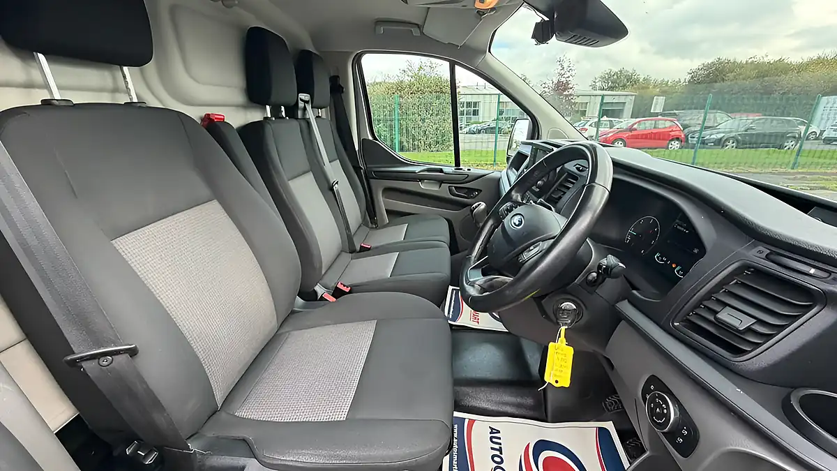 Used 2021 Ford Transit Custom Leader Silver - Interior and Exterior details 13