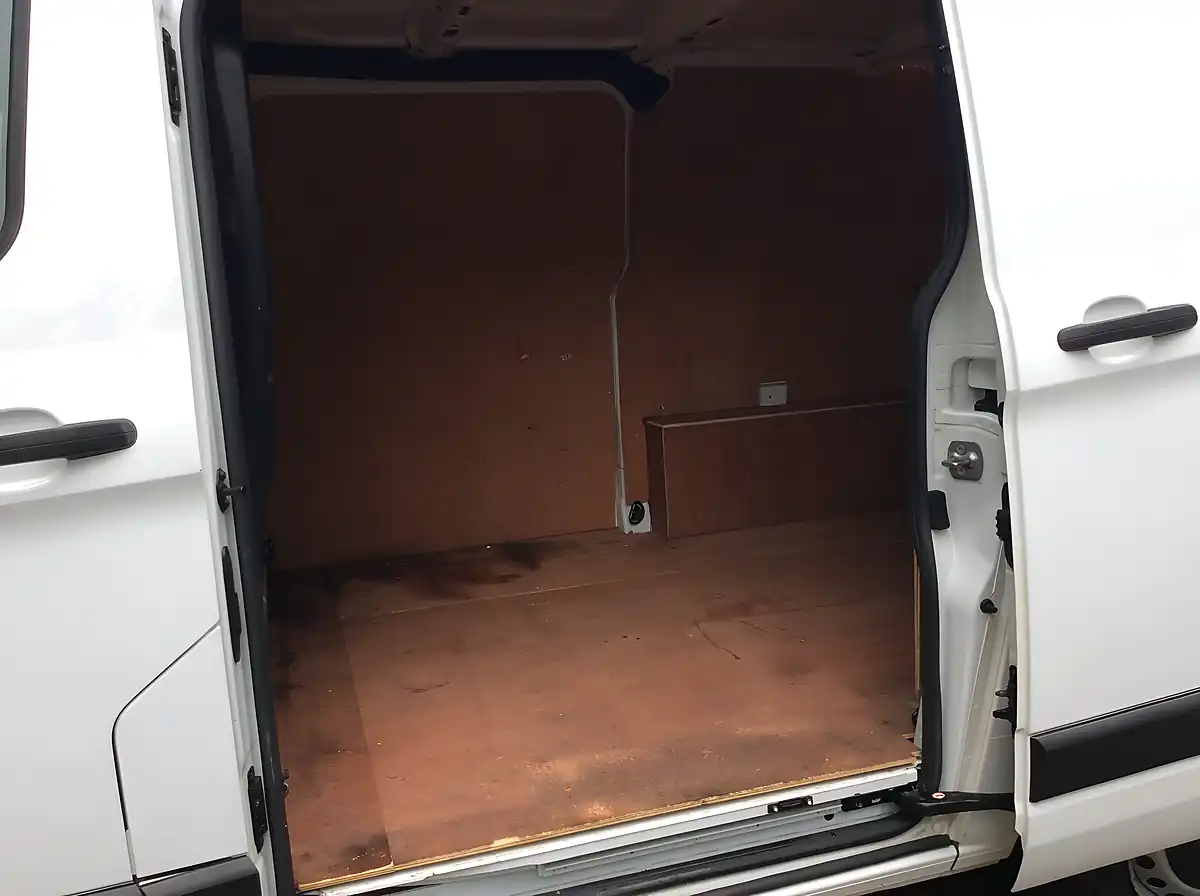 Used 2021 Ford Transit Custom Leader Van 300 L1 White - Interior and Exterior details 12