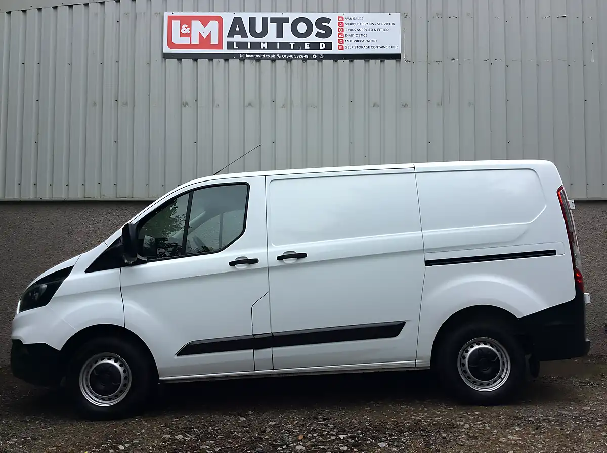 Used 2021 Ford Transit Custom Leader Van 300 L1 White - Interior and Exterior details 4