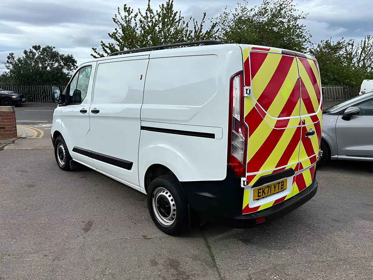 Used 2021 Ford Transit Custom Leader White - Interior and Exterior details 7