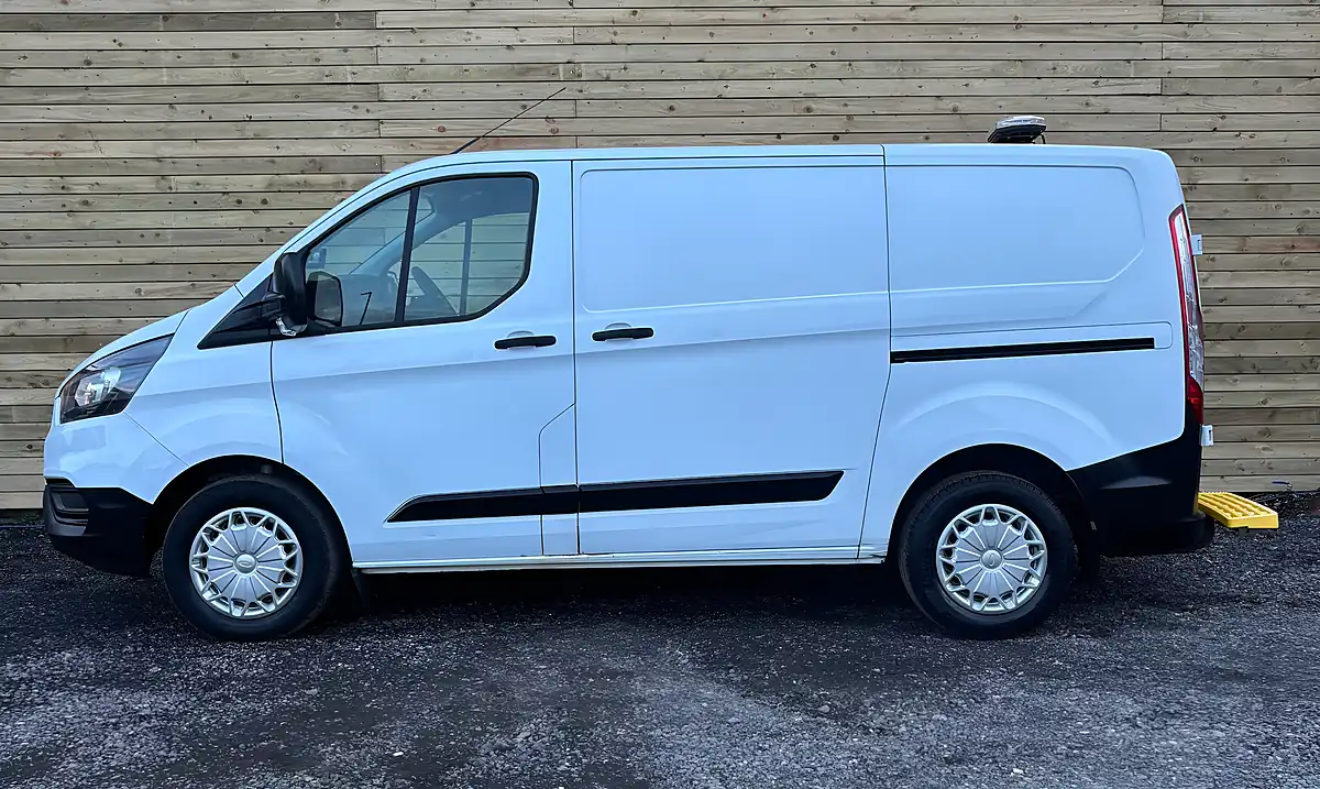 Used 2021 Ford Transit Custom Leader White - Interior and Exterior details 6