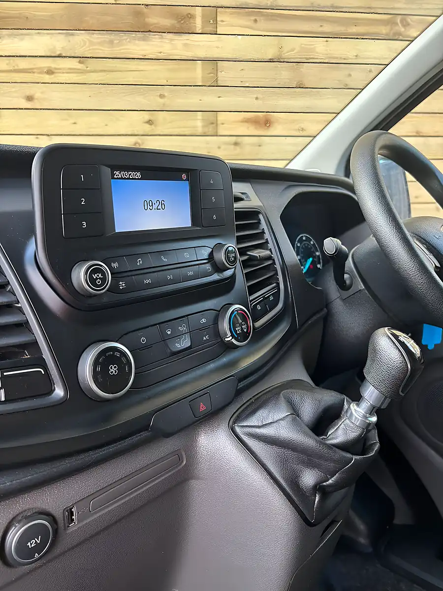 Used 2021 Ford Transit Custom Leader White - Interior and Exterior details 18
