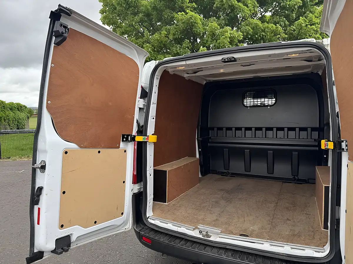 Used 2021 Ford Transit Custom Leader White - Interior and Exterior details 10