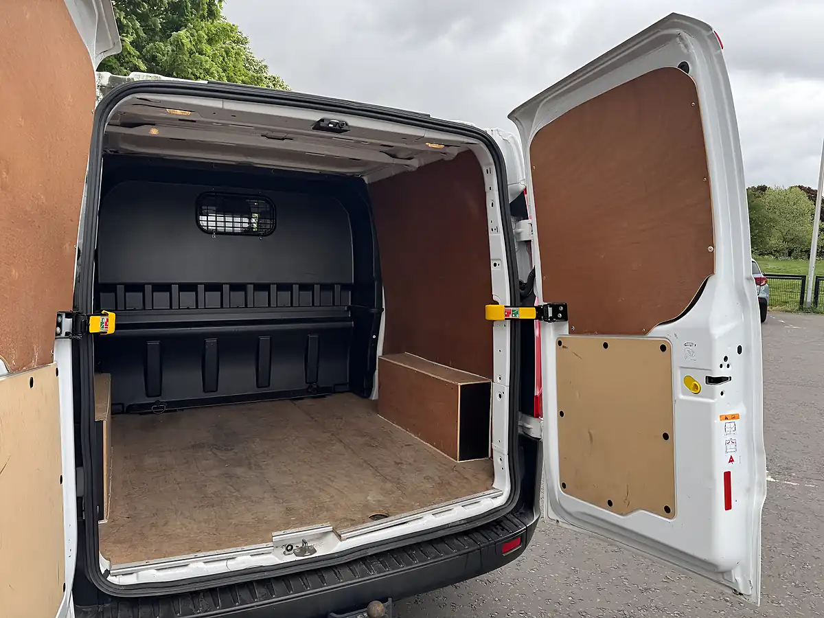 Used 2021 Ford Transit Custom Leader White - Interior and Exterior details 11