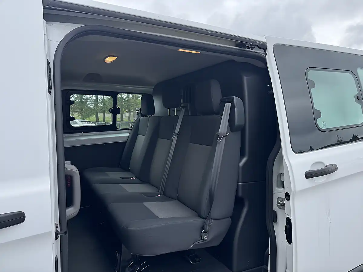 Used 2021 Ford Transit Custom Leader White - Interior and Exterior details 14
