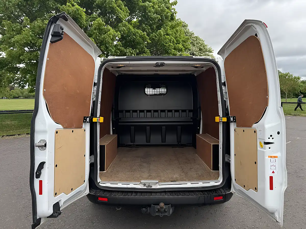 Used 2021 Ford Transit Custom Leader White - Interior and Exterior details 9
