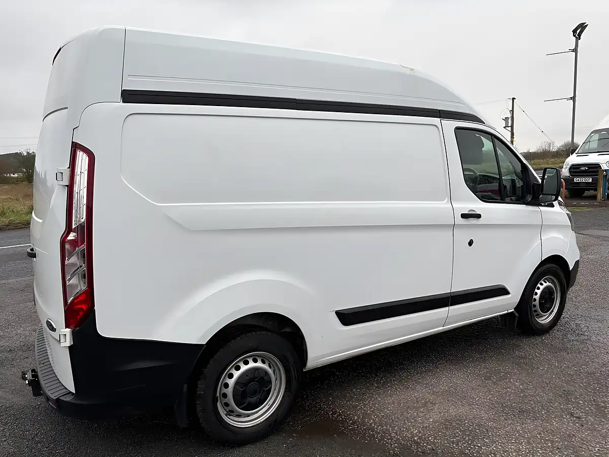 Used 2021 Ford Transit Custom Leader White - Interior and Exterior details 3