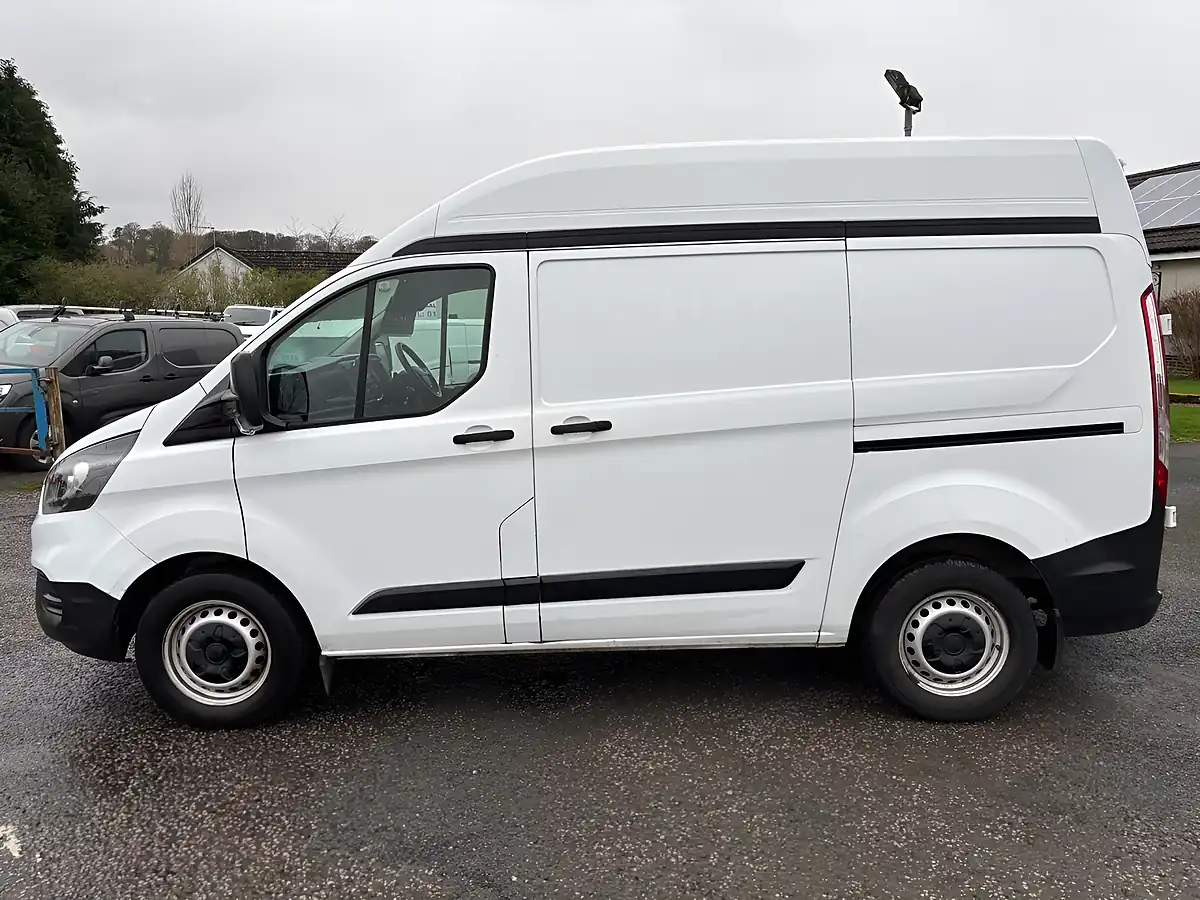 Used 2021 Ford Transit Custom Leader White - Interior and Exterior details 6
