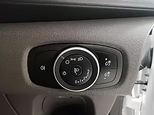 Used 2021 Ford Transit Custom Leader White - Interior and Exterior details 13