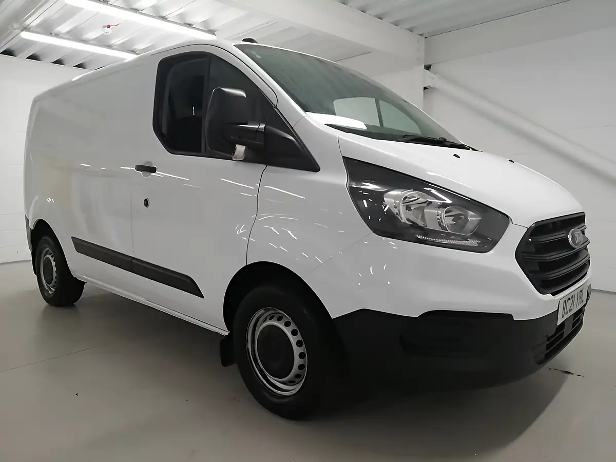 Used 2021 Ford Transit Custom Leader White - Interior and Exterior details 17