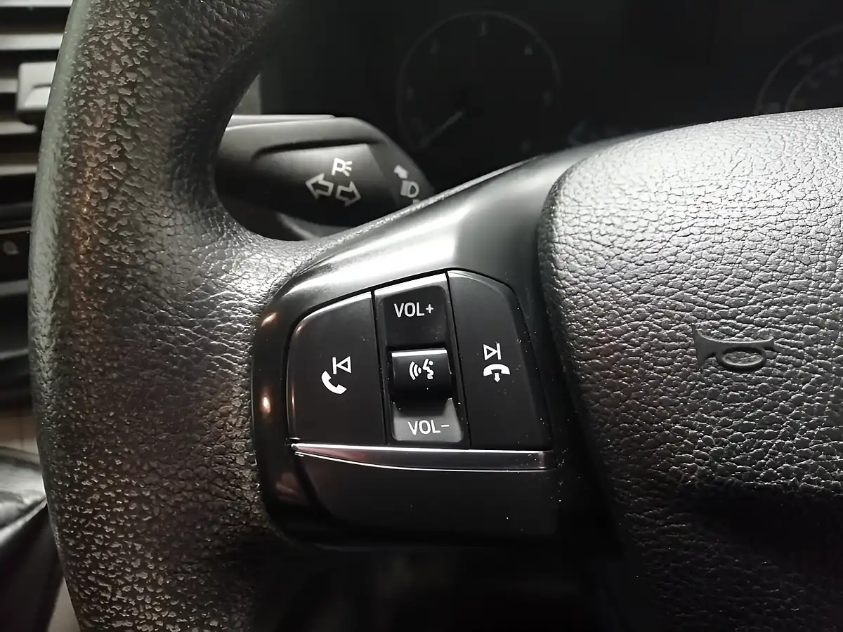 Used 2021 Ford Transit Custom Leader White - Interior and Exterior details 7
