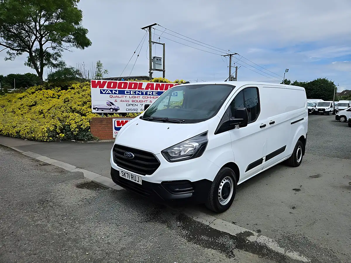 Used 2021 Ford Transit Custom Leader White - Interior and Exterior details 4