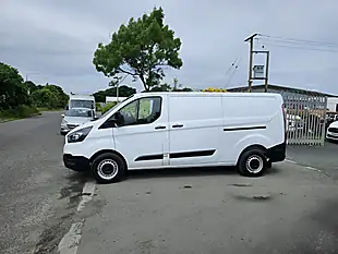 Used 2021 Ford Transit Custom Leader White - Interior and Exterior details 5
