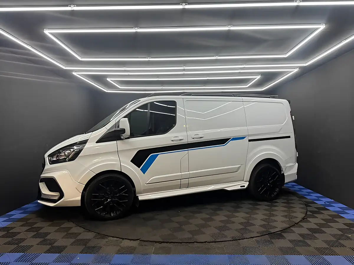 Used 2021 Ford Transit Custom Leader White - Interior and Exterior details 11