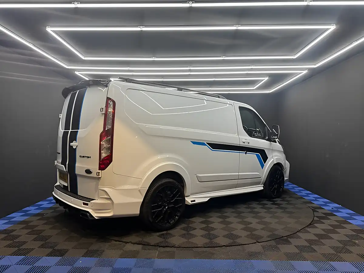 Used 2021 Ford Transit Custom Leader White - Interior and Exterior details 7
