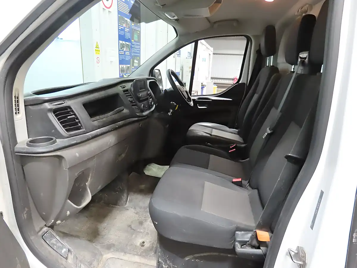 Used 2021 Ford Transit Custom Leader White - Interior and Exterior details 11