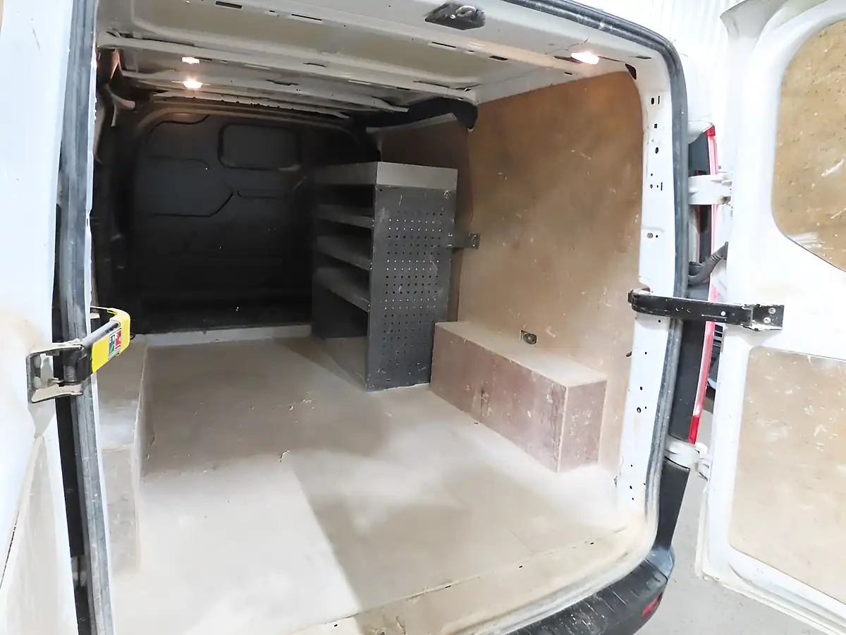 Used 2021 Ford Transit Custom Leader White - Interior and Exterior details 8