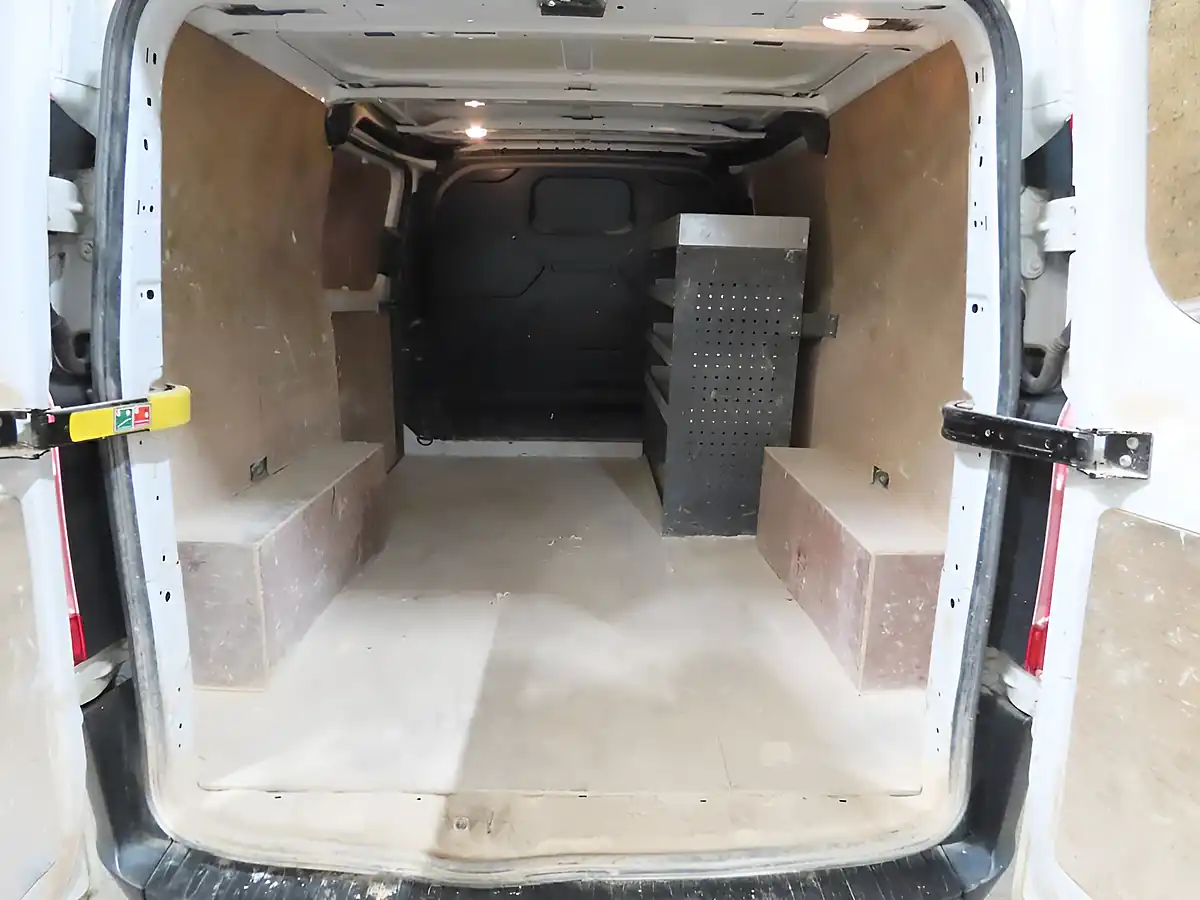 Used 2021 Ford Transit Custom Leader White - Interior and Exterior details 9