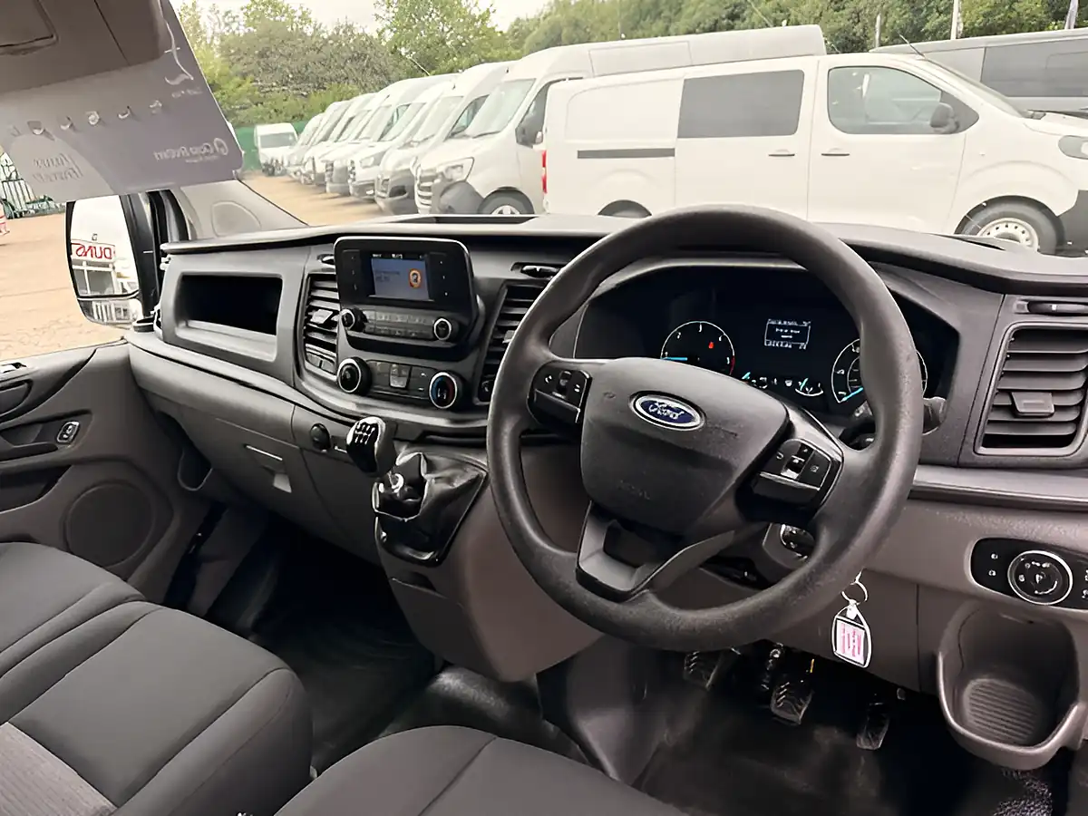 Used 2021 Ford Transit Custom Leader White - Interior and Exterior details 16