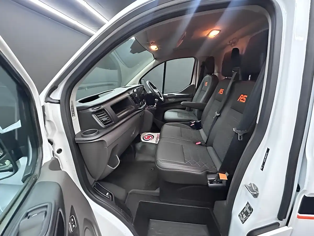 Used 2021 Ford Transit Custom Leader White - Interior and Exterior details 13