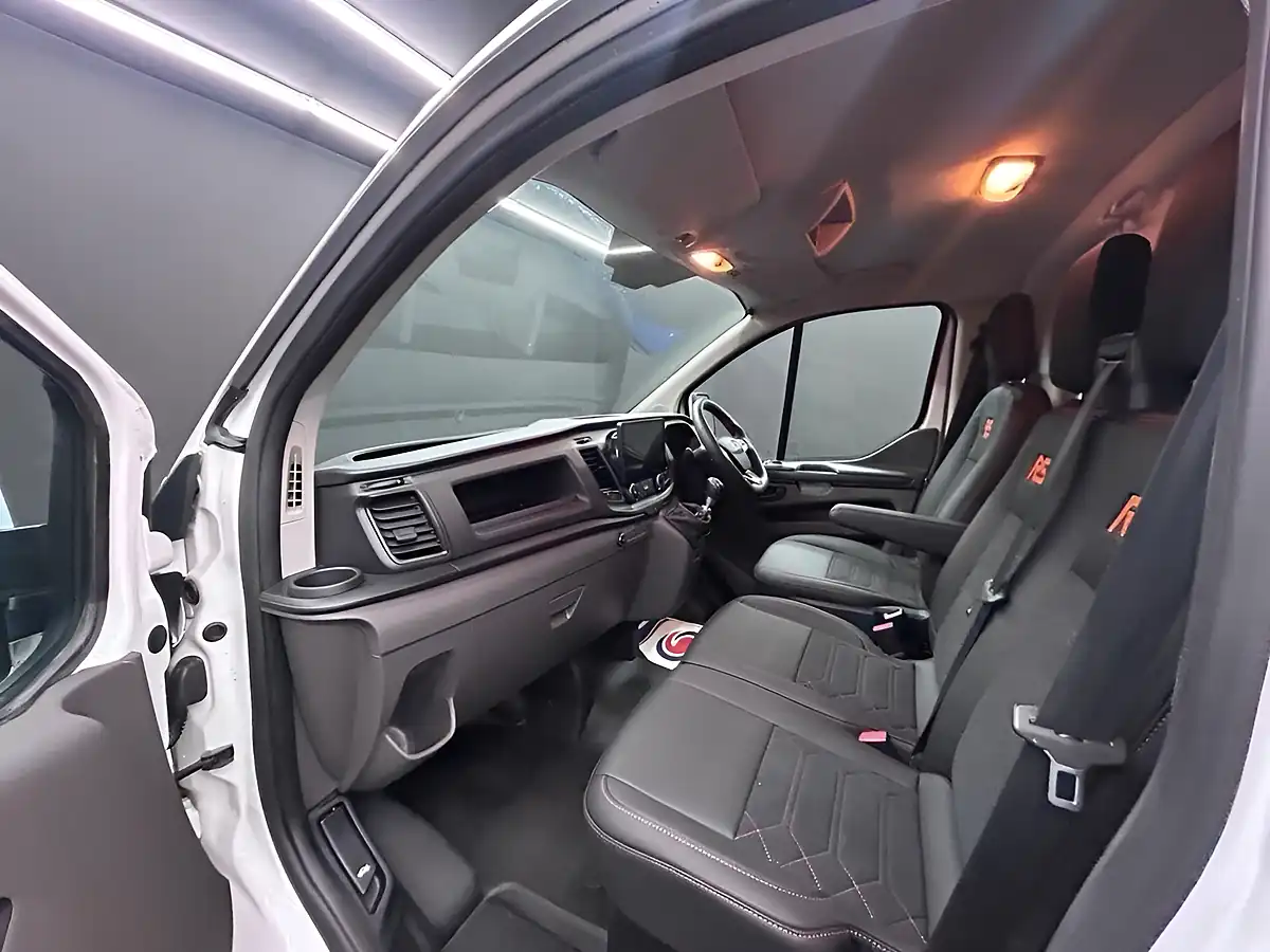 Used 2021 Ford Transit Custom Leader White - Interior and Exterior details 17