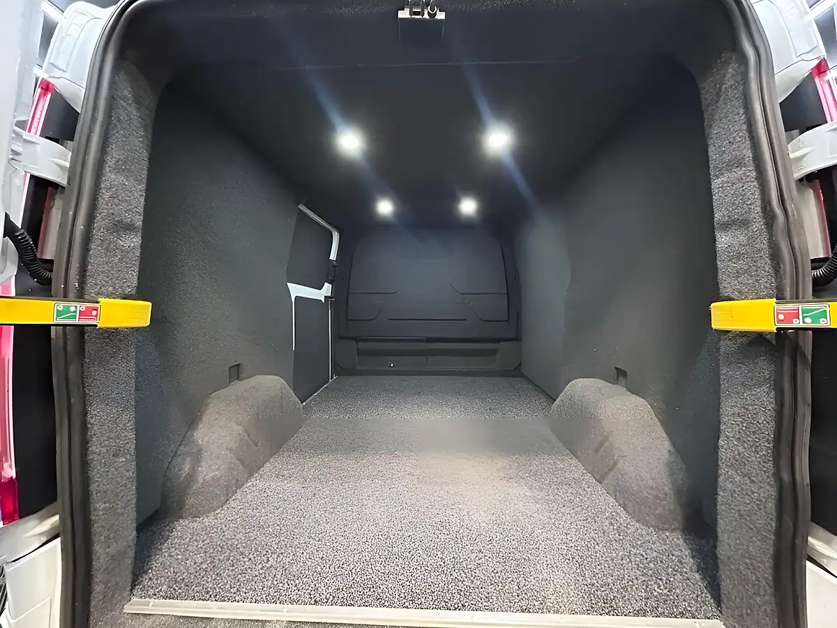 Used 2021 Ford Transit Custom Leader White - Interior and Exterior details 9