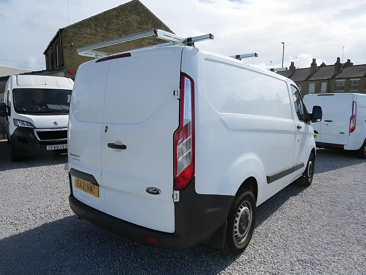 Used 2021 Ford Transit Custom Leader White - Interior and Exterior details 9