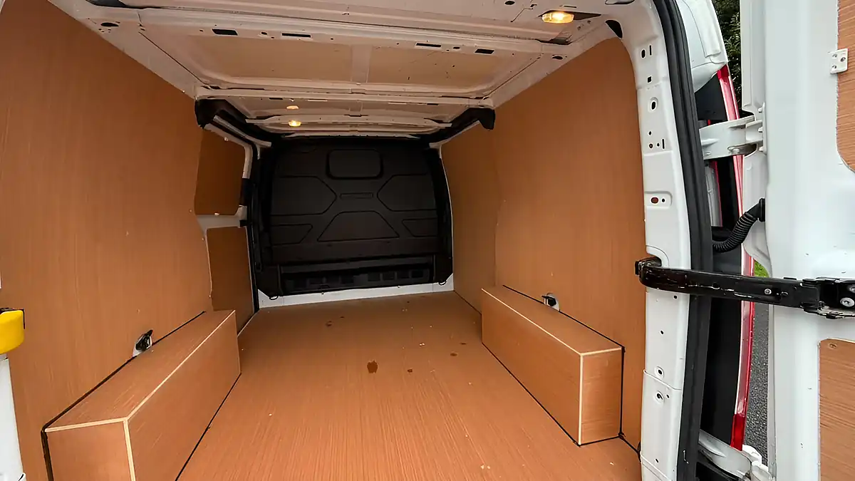 Used 2021 Ford Transit Custom Leader White - Interior and Exterior details 12