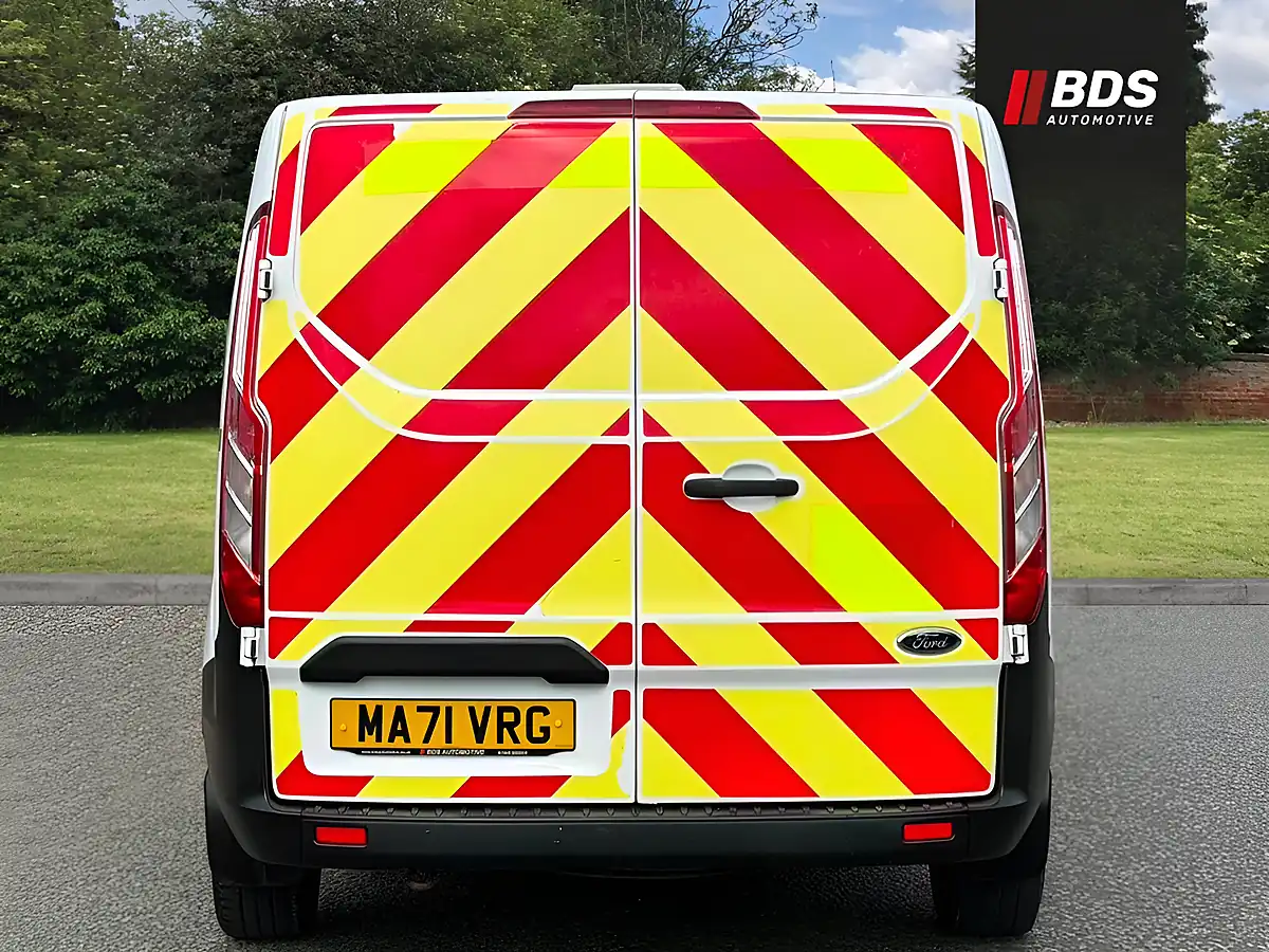 Used 2021 Ford Transit Custom Leader White - Interior and Exterior details 10